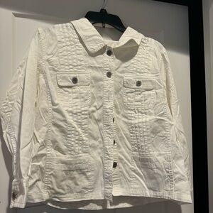 Christoper & Banks XL buttoned white blouse